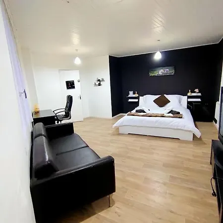 Pause Entre Deux Meaux ► Proche Disneyland Paris ► Wifi ► Netflix ► 24/24h Villa